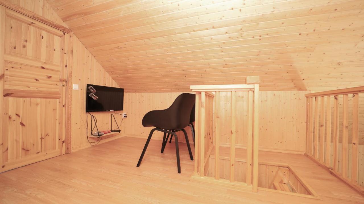 Dixon Cabin nr. 7 / Dixon sumarhús nr. 7 @Kirkjubraut Talknafjordur Exterior foto