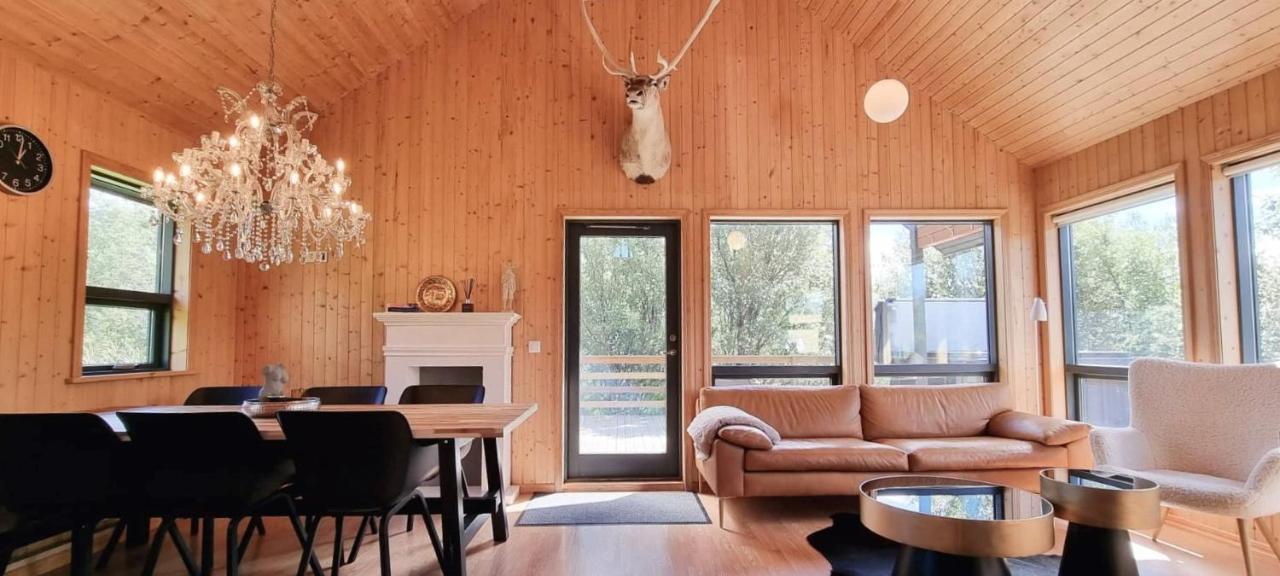 Dixon Cabin nr. 7 / Dixon sumarhús nr. 7 @Kirkjubraut Talknafjordur Exterior foto